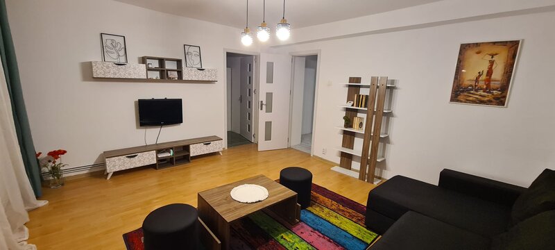 Tineretului Parc - str. Pridvorului, et. 2/4, centrala termica proprie