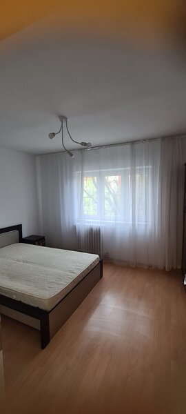 Tineretului Parc - str. Pridvorului, et. 2/4, centrala termica proprie