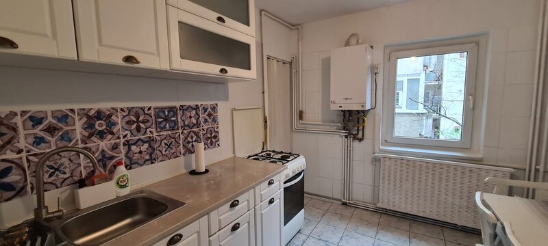 Tineretului Parc - str. Pridvorului, et. 2/4, centrala termica proprie
