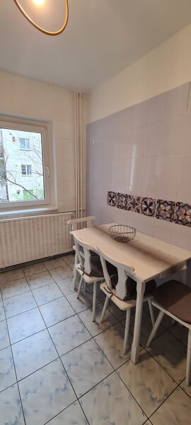 Tineretului Parc - str. Pridvorului, et. 2/4, centrala termica proprie