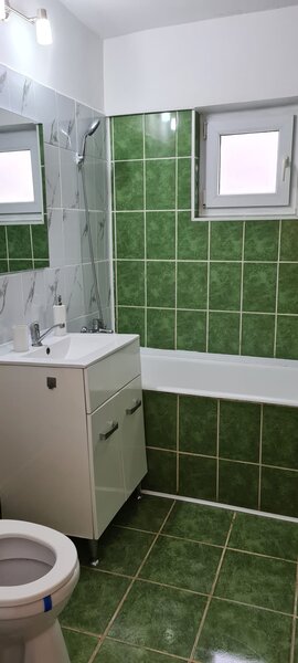 Tineretului Parc - str. Pridvorului, et. 2/4, centrala termica proprie